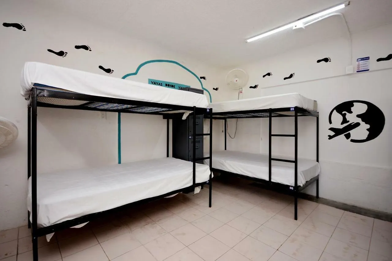 Vendégház Hostel 6/15 Playa del Carmen Mexikó